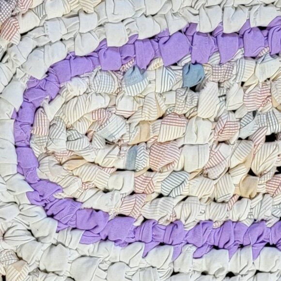 Toothbrush Rag Rug with Amish Knots - Picture 4 of 4